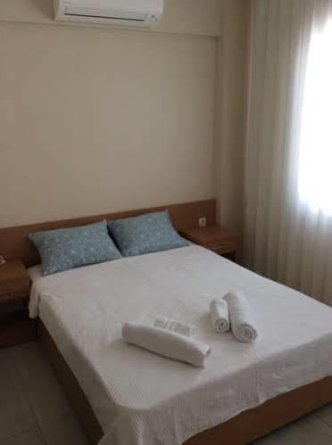 Ayvalik Konak Pansiyon Extérieur photo